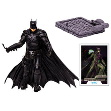 Load image into Gallery viewer, DC The Batman Movie Batman 12-Inch Posed Statue Maple and Mangoes
