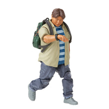 Load image into Gallery viewer, Spider-Man Homecoming Marvel Legends Ned Leeds and Peter Parker 6-inch Action Figure 2-Pack
